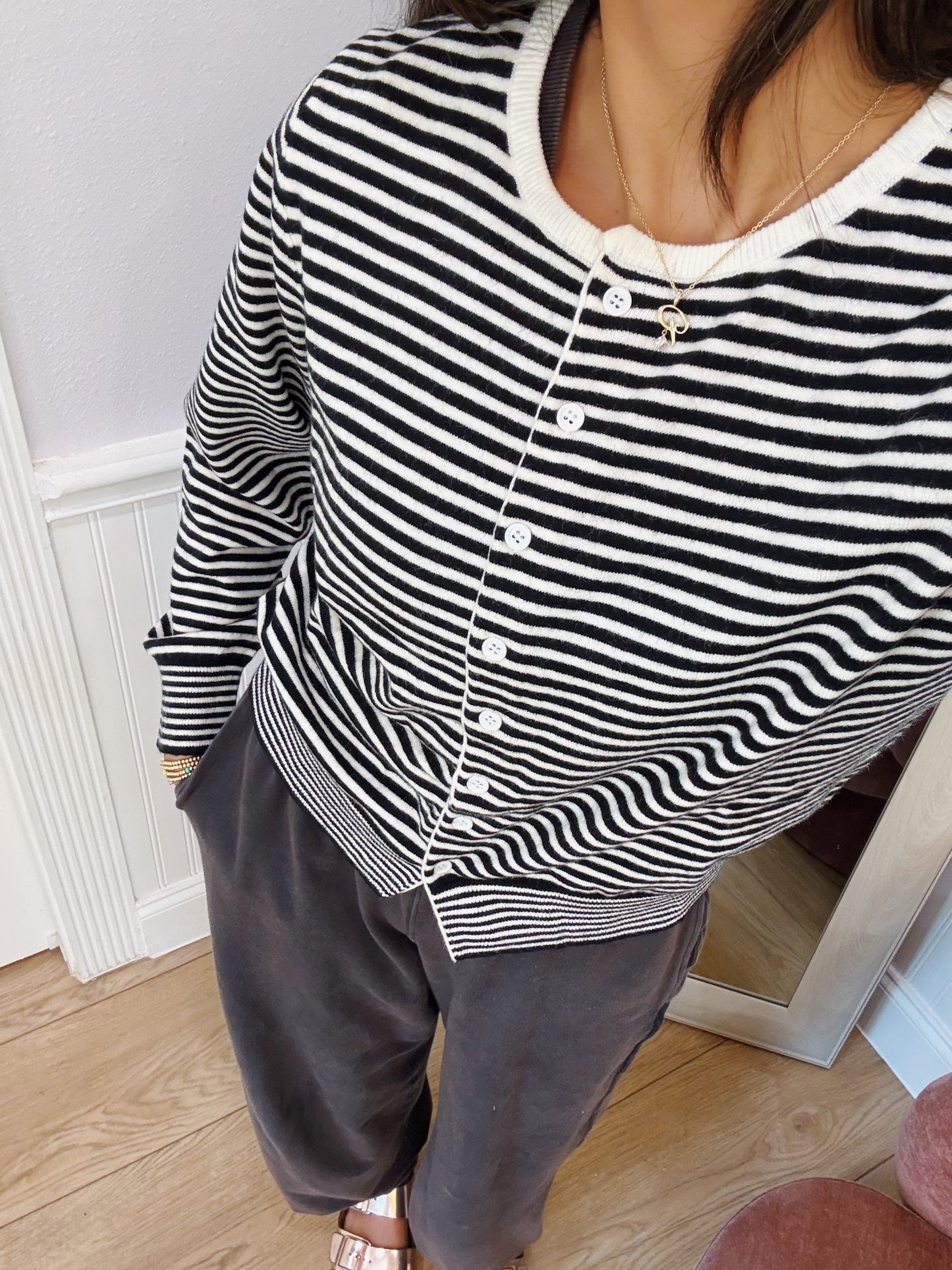 candy striped cardigan -BLACK