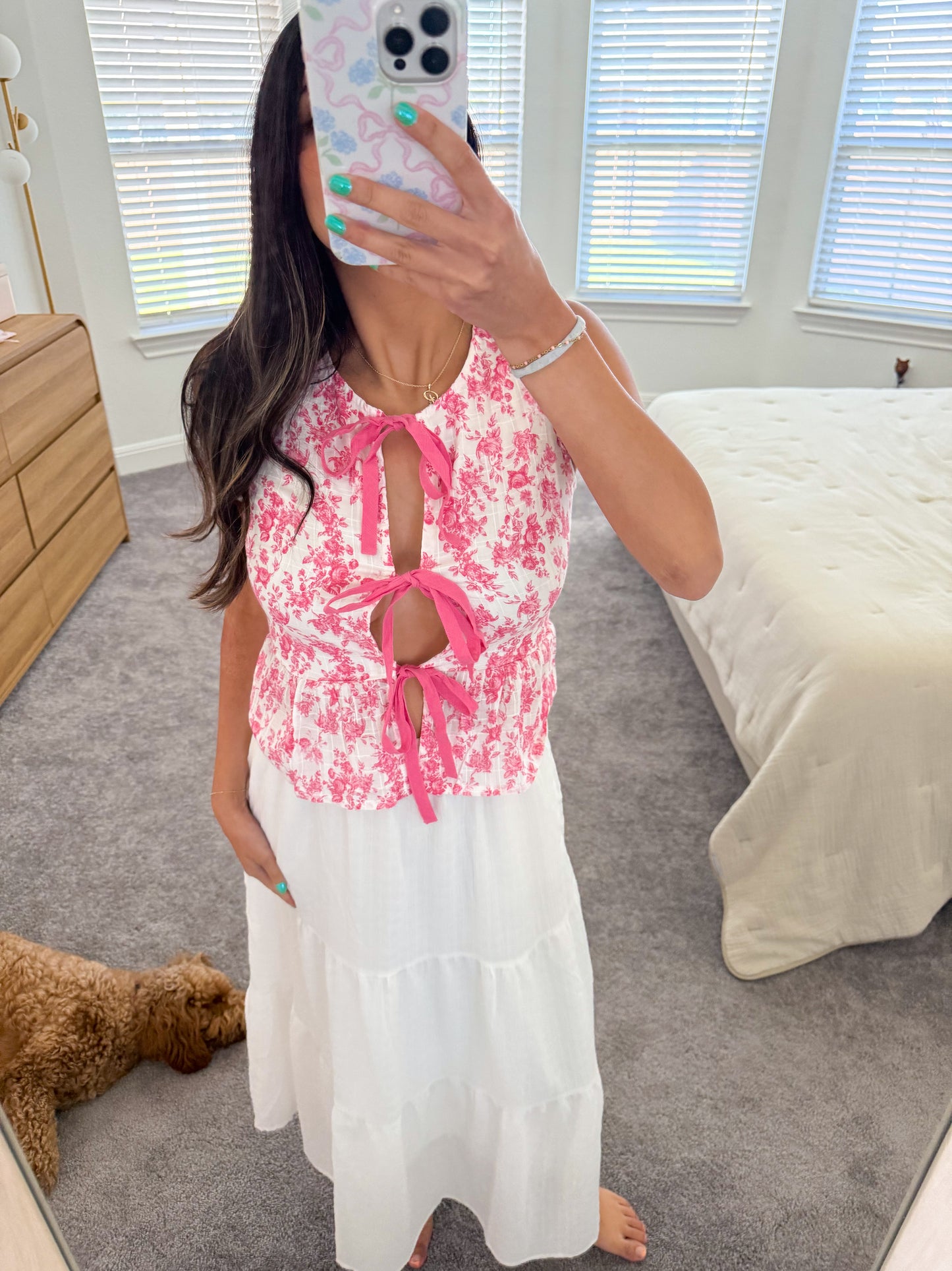 roses are pink top