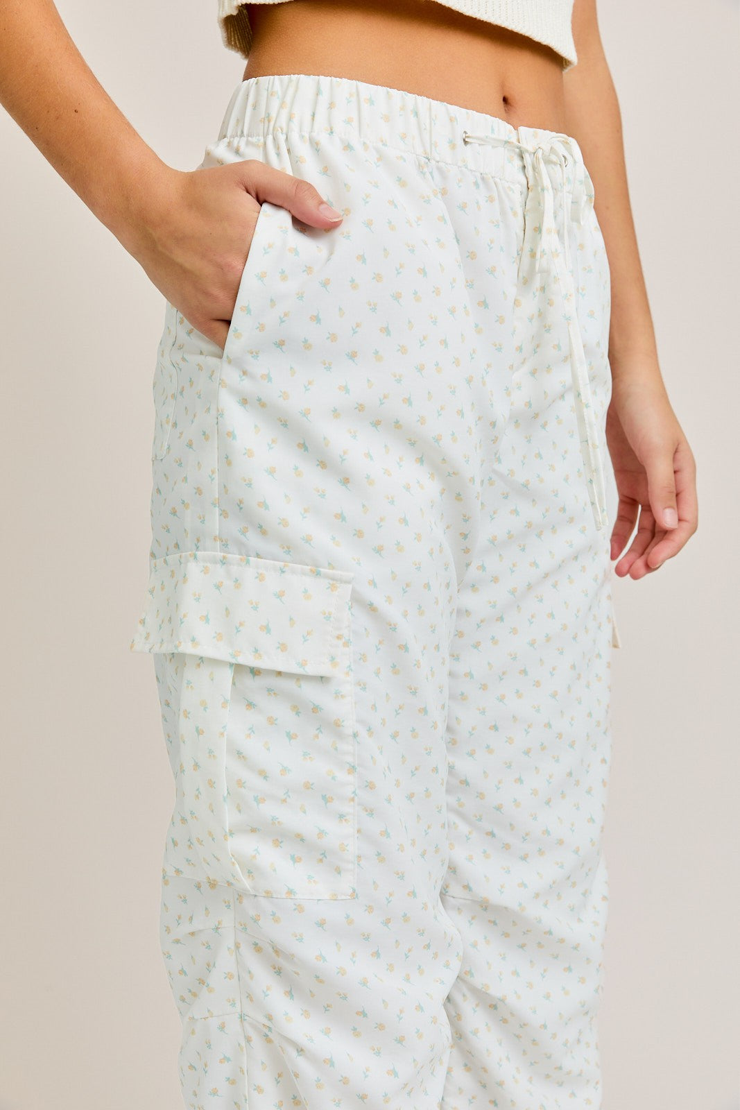 ditsy floral cargo pants
