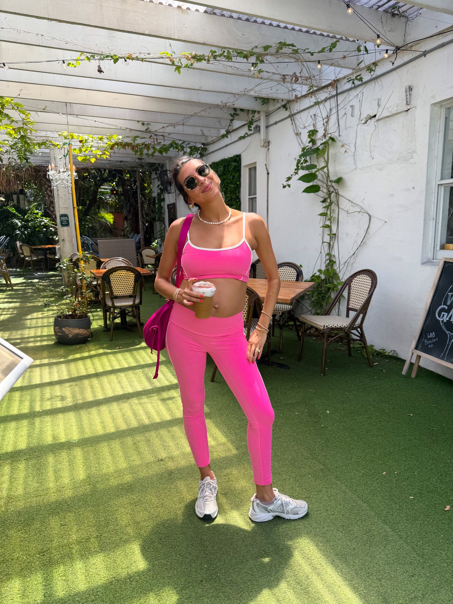 the active essential crop tank -PINK
