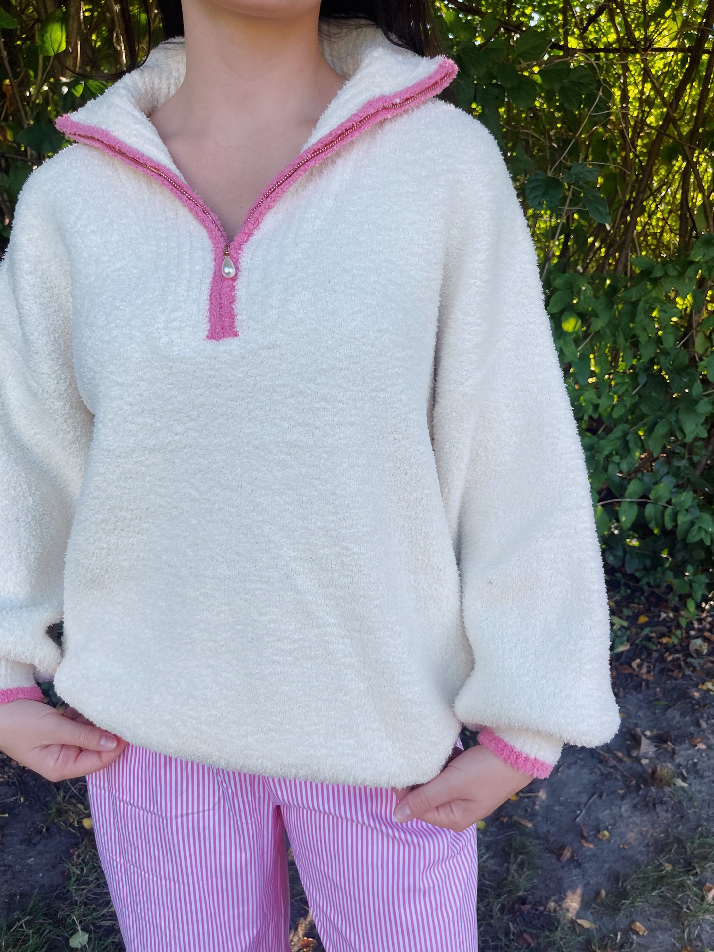 snow bunny pullover -IVORY