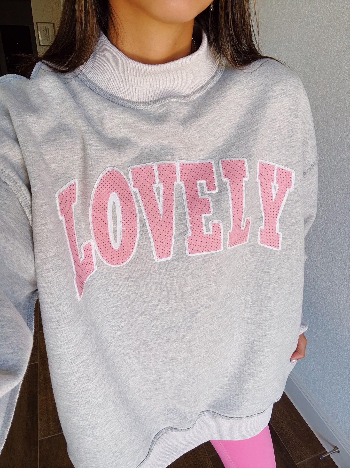 lovely mockneck -PINK DOTS