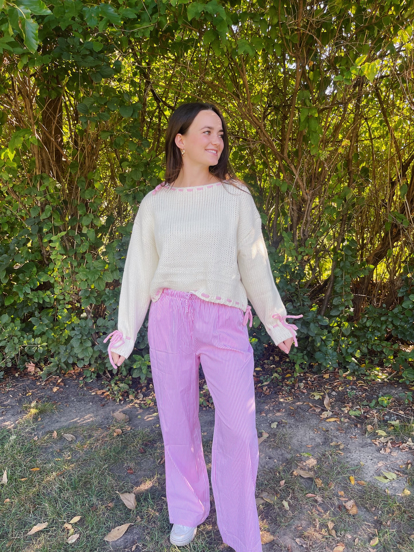 pinky gal sweater