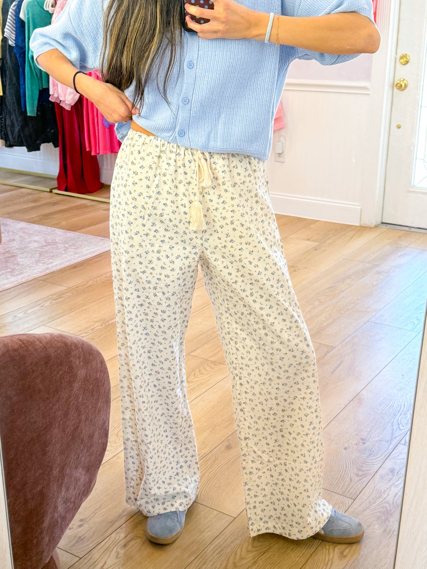 girly floral pants -BLUE