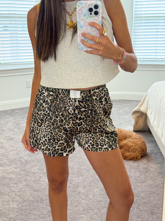 chic leopard shorts