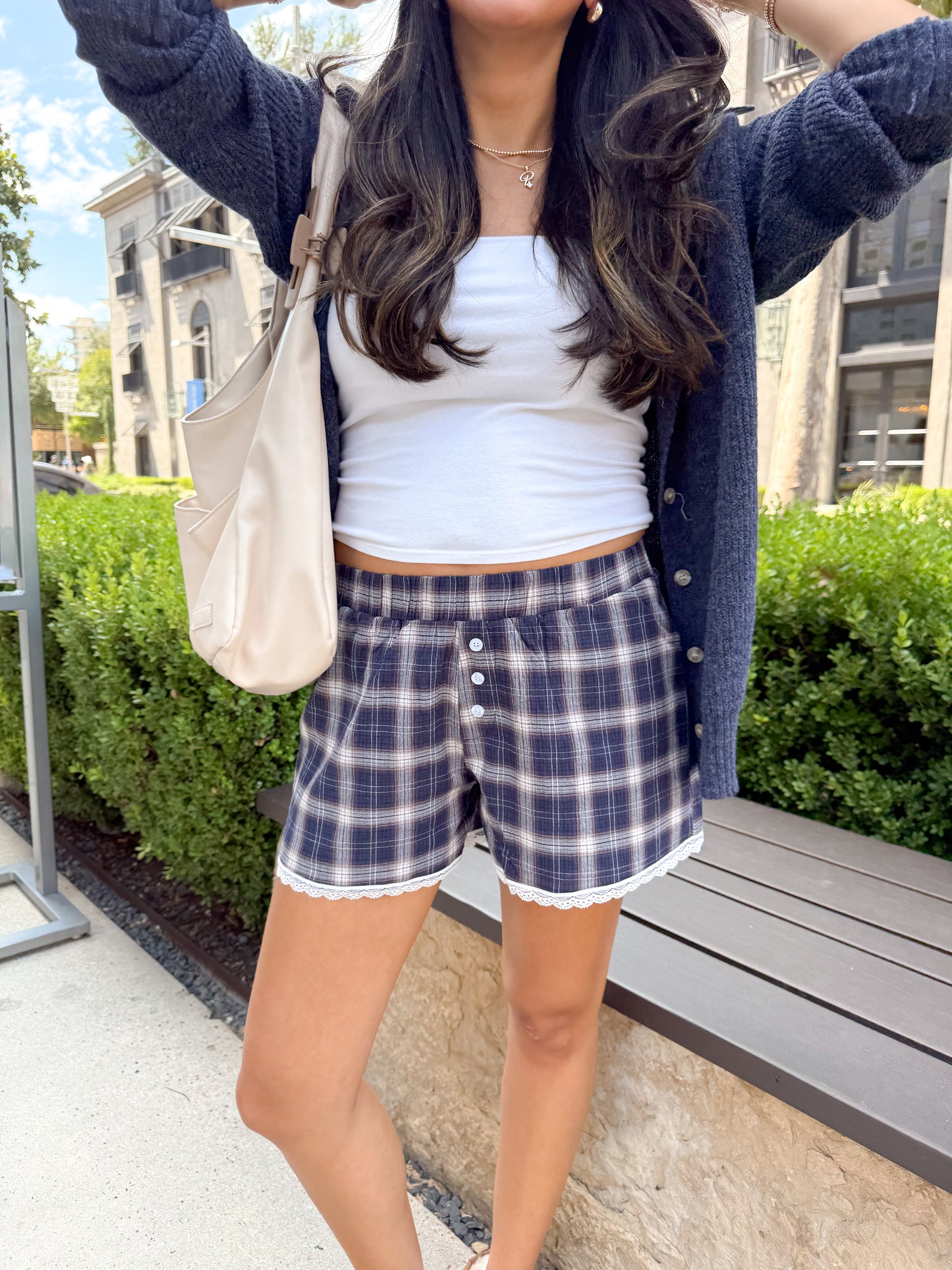 lace ribbon shorts