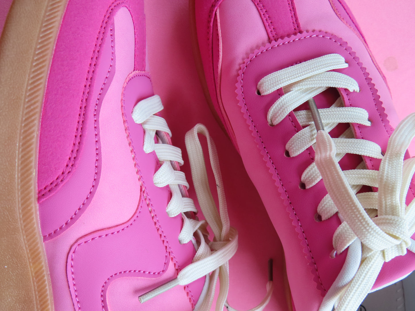 dolce pink sneakers