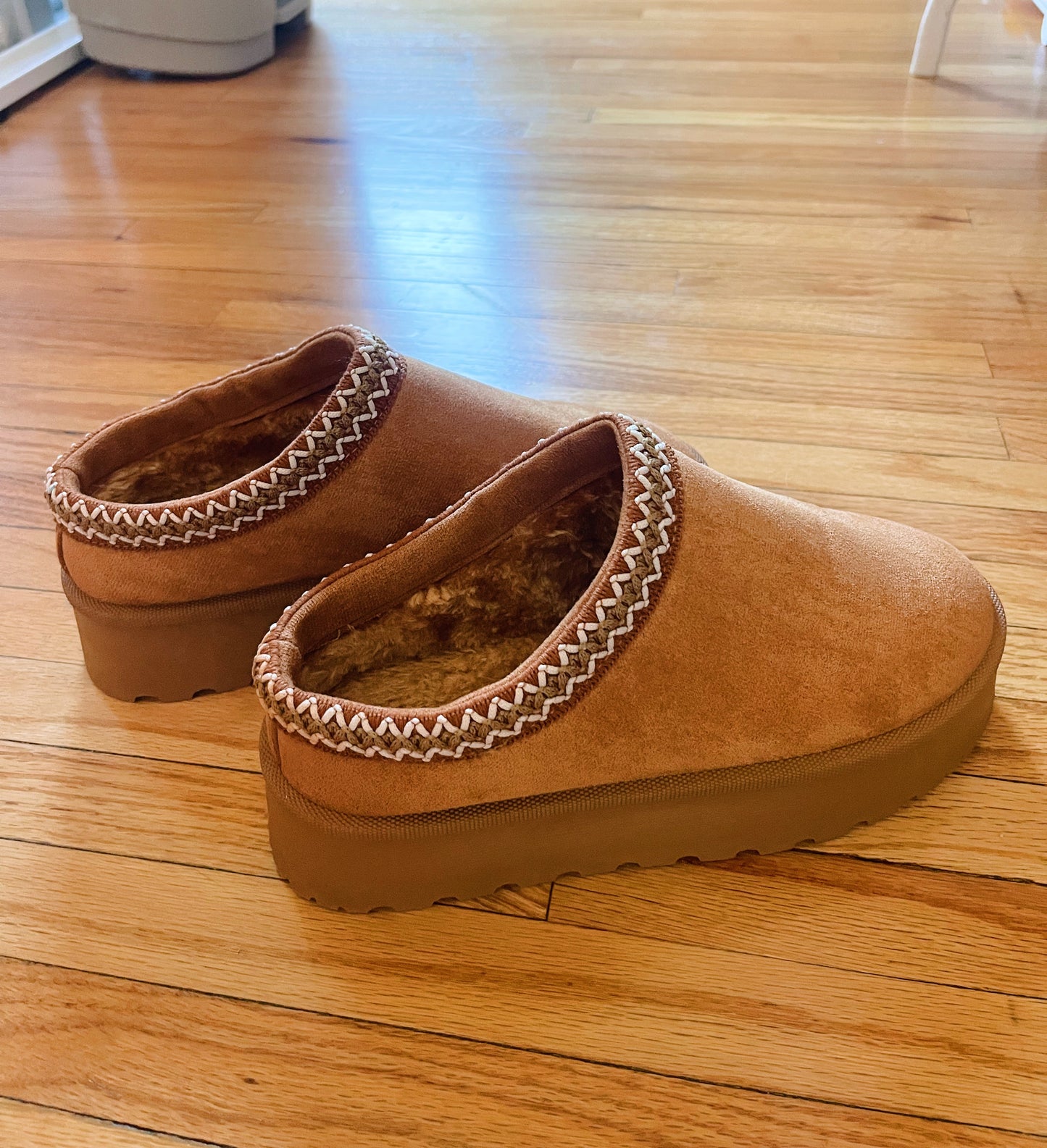 beary tan platforms *RESTOCKED