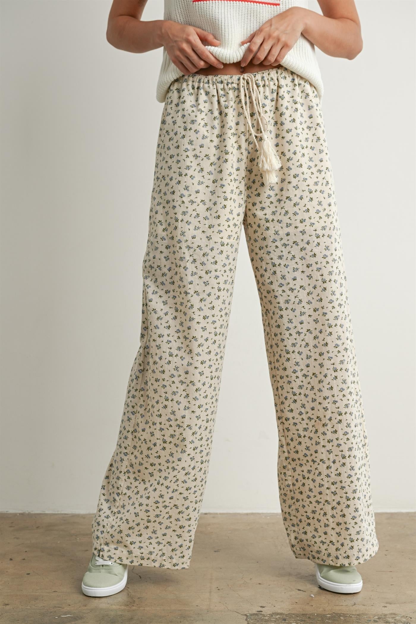 girly floral pants -BLUE